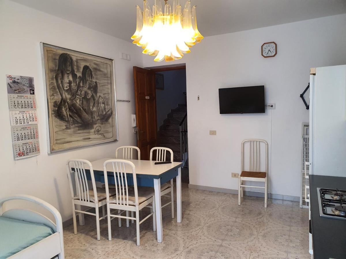 Case Vacanza Armando "Lipari" Кането Стая снимка